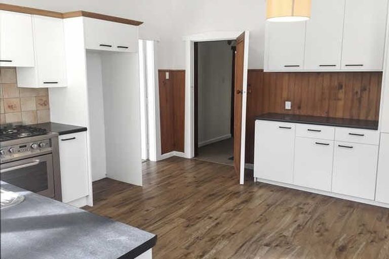 Photo of property in 39 Straven Road, Riccarton, Christchurch, 8011