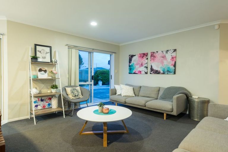 Photo of property in 302 Gravatt Road, Papamoa Beach, Papamoa, 3118