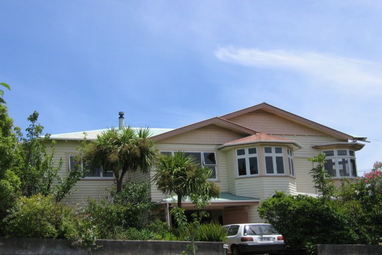 Photo of property in 1 Lloyd Avenue, Mount Albert, Auckland, 1025