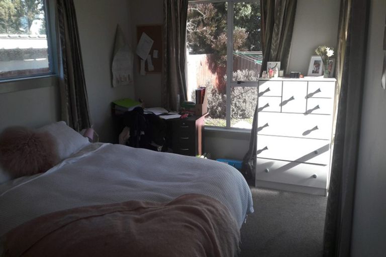 Photo of property in 26 Curletts Road, Sockburn, Christchurch, 8042