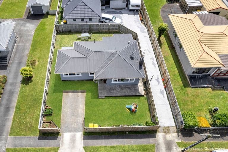 Photo of property in 17 Ferguson Street, Levin, 5510