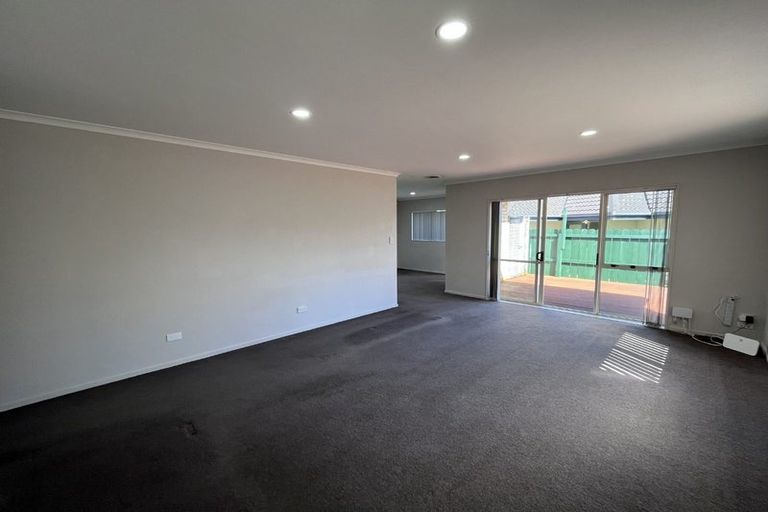 Photo of property in 29 Pateke Drive, Takanini, 2112