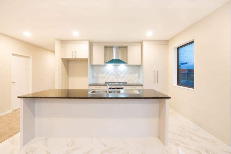 Photo of property in 13 Kapia Drive, Takanini, 2112