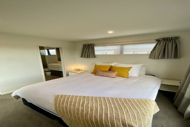 Photo of property in 16 Packard Crescent, Halswell, Christchurch, 8025