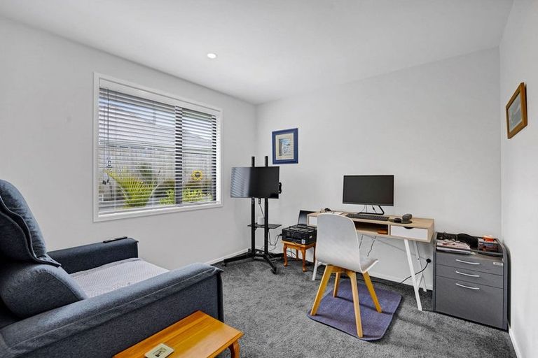 Photo of property in 2 Atea Place, Hawera, 4610