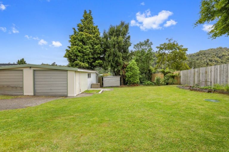 Photo of property in 21 Oxford Road, Lake Rotoma, Rotorua, 3074