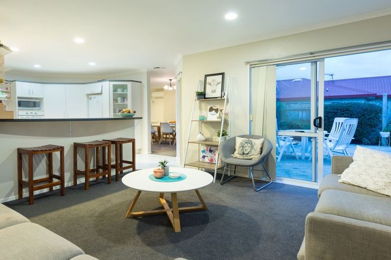 Photo of property in 302 Gravatt Road, Papamoa Beach, Papamoa, 3118