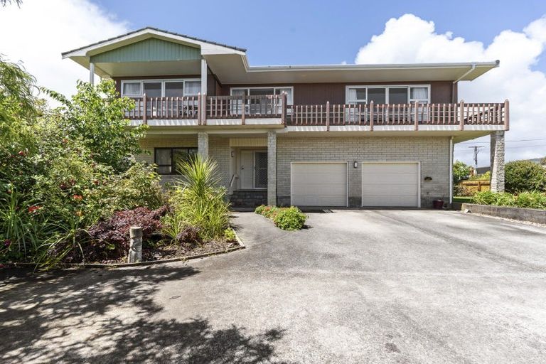 Photo of property in 59 Dixon Street, Oakura, 4314