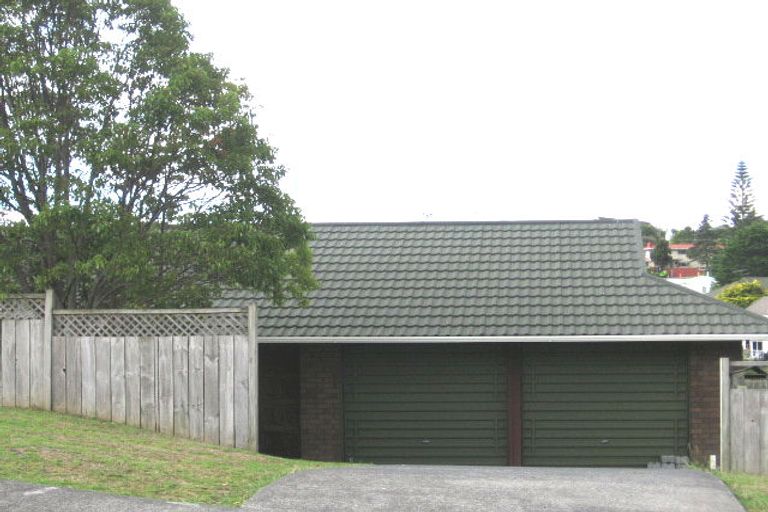 Photo of property in 70 Nigel Road, Browns Bay, Auckland, 0630