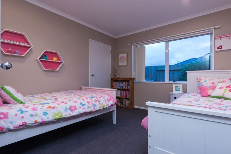 Photo of property in 302 Gravatt Road, Papamoa Beach, Papamoa, 3118