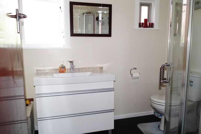 Photo of property in 8 Solway Street, Holmes Hill, Oamaru, 9401