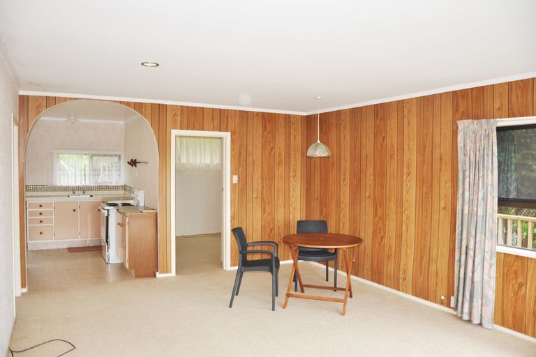 Photo of property in 11 Hillside Crescent, Leigh, 0985