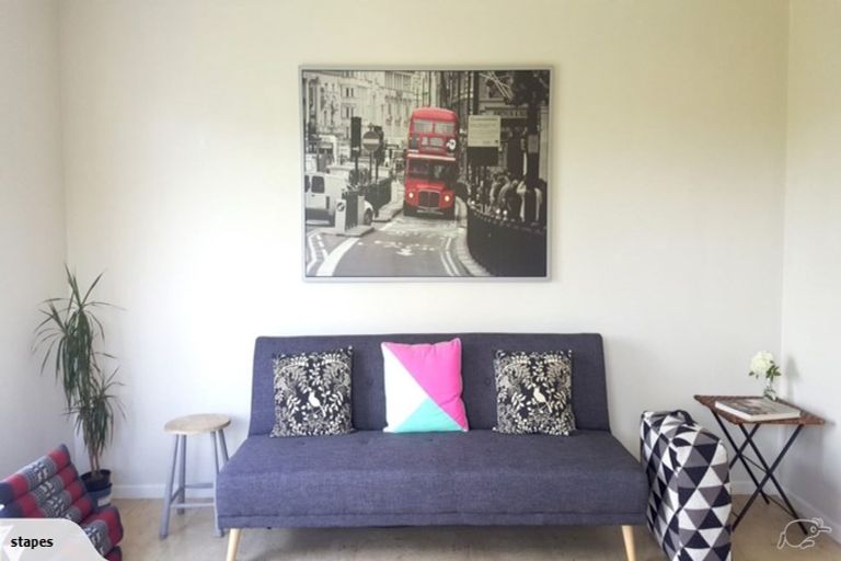 Photo of property in 32 Fowler Street, Northcote, Auckland, 0627