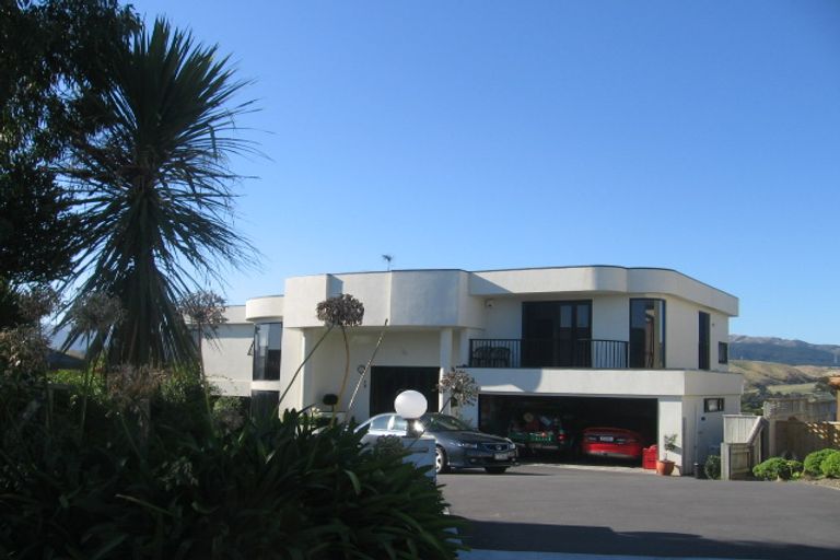 Photo of property in 17 Bowsprit Way, Whitby, Porirua, 5024
