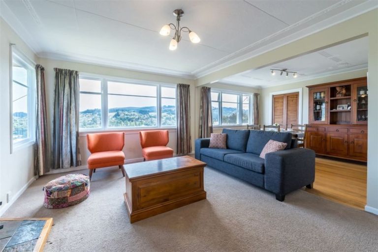 Photo of property in 2a Church Hill Road, Green Island, Dunedin, 9018