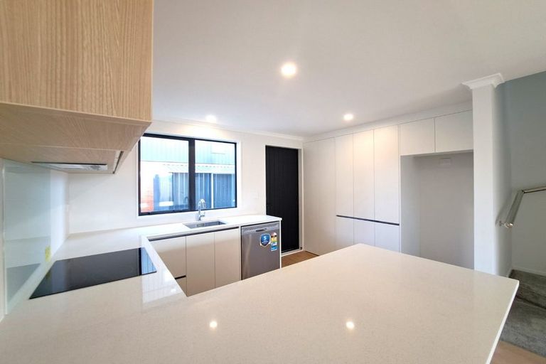 Photo of property in 2/46 Normandy Place, Henderson, Auckland, 0610