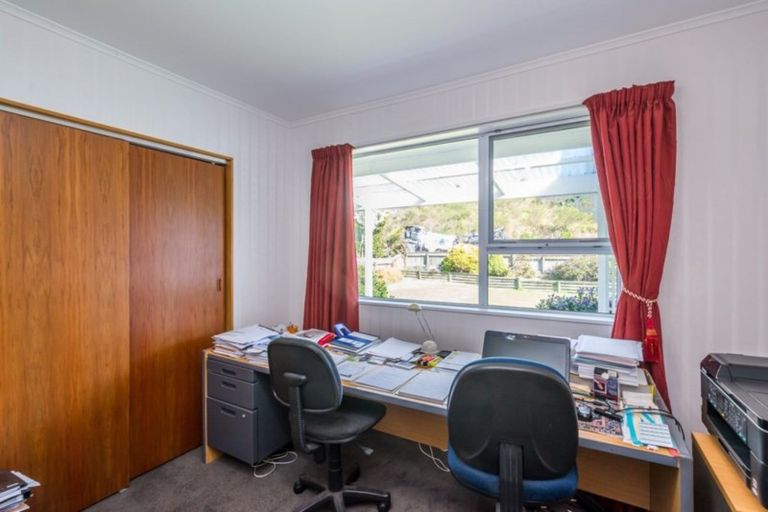 Photo of property in 14 Rata Road, Raumati Beach, Paraparaumu, 5032