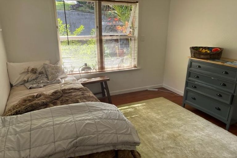 Photo of property in 2 Hillside Terrace, Saint Johns Hill, Whanganui, 4500