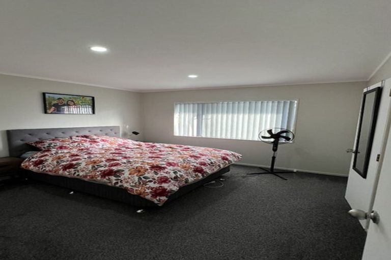 Photo of property in 2/19 Oratu Place, Manurewa, Auckland, 2102