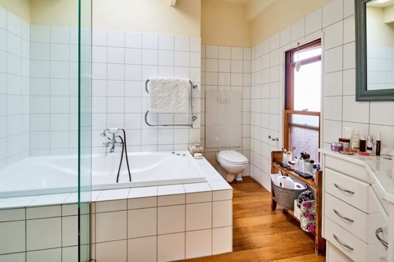 Photo of property in 612 Marine Drive, Days Bay, Lower Hutt, 5013