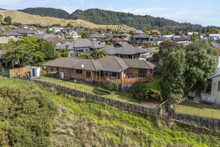 Photo of property in 9 Devoy Drive, Owhata, Rotorua, 3010