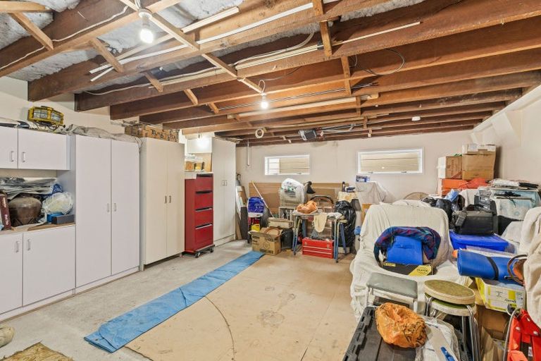 Photo of property in 71 Clawton Street, Westown, New Plymouth, 4310