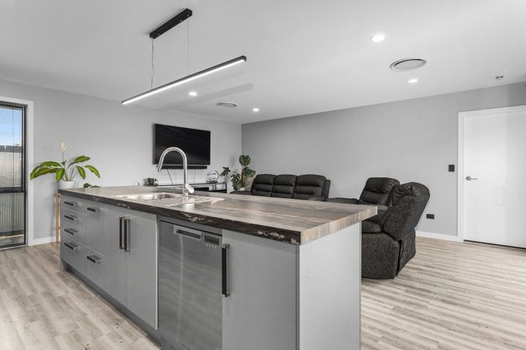 Photo of property in 6 Tiwhatiwha Crescent, Kawerau, 3127