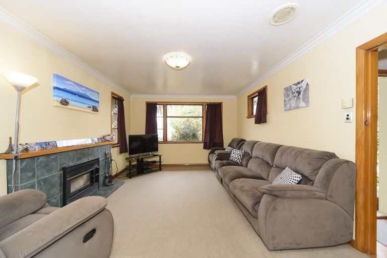 Photo of property in 12 Tawa Street, Palmerston North, 4414