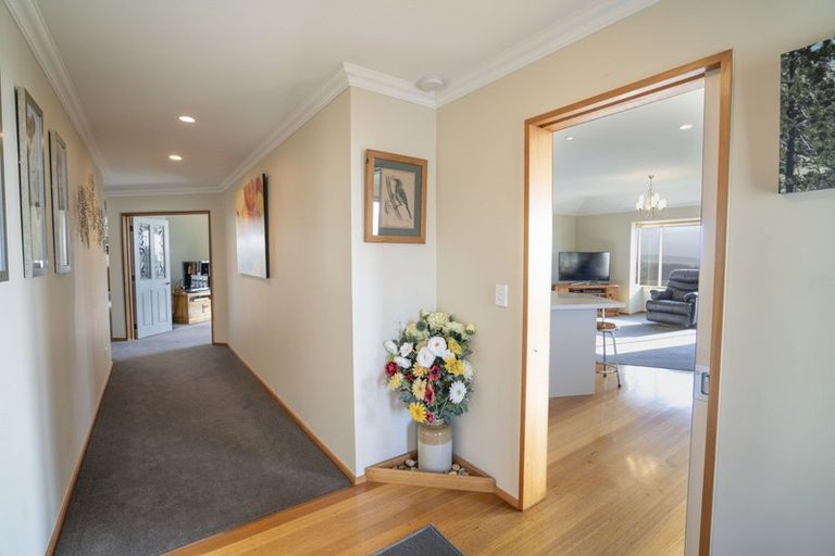 Photo of property in 417 Orepuki Riverton Highway, Longwood, Riverton, 9881