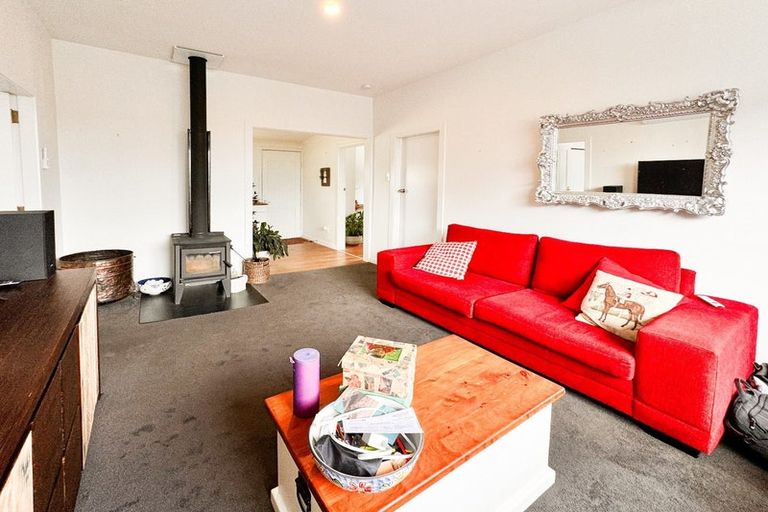 Photo of property in 2/117 Foremans Road, Islington, Christchurch, 8042