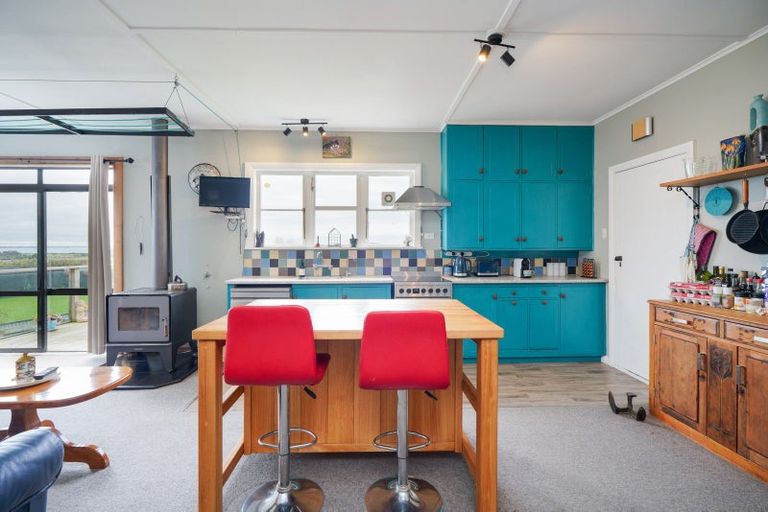 Photo of property in 23 Osborne Street, Riverton/aparima, Riverton, 9822