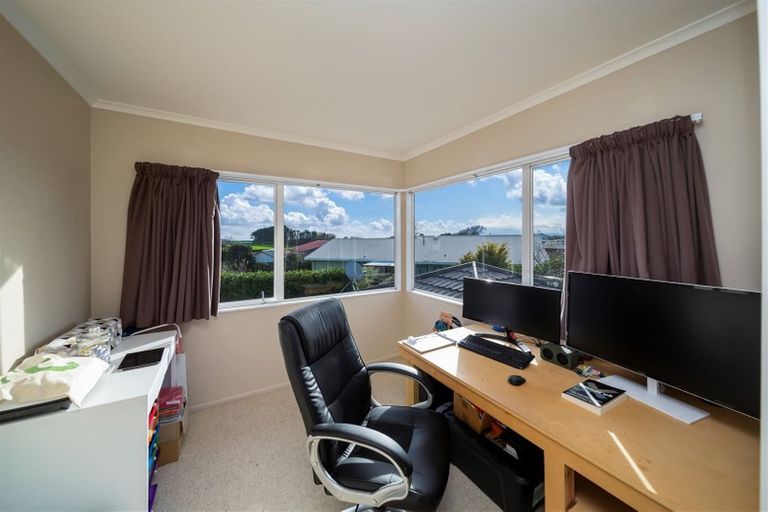 Photo of property in 283 Glover Road, Hawera, 4610