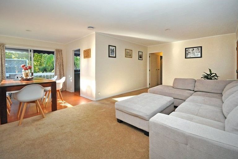 Photo of property in 79 Gledstane Road, Stanmore Bay, Whangaparaoa, 0932