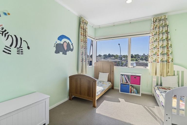Photo of property in 1/117 Wellington Street, Howick, Auckland, 2014
