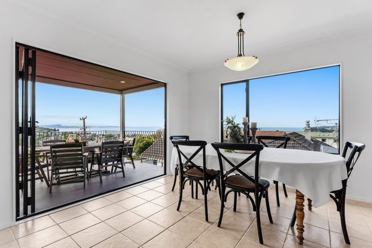 Photo of property in 9a Brightside Road, Stanmore Bay, Whangaparaoa, 0932