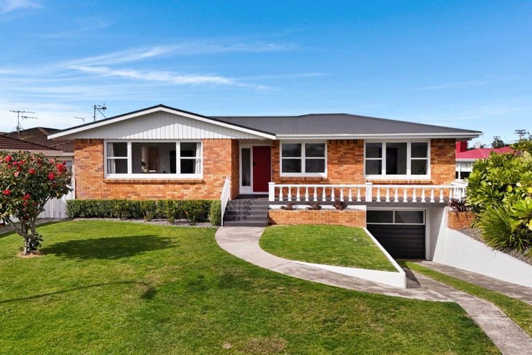 Photo of property in 9a Lilac Place, Otumoetai, Tauranga, 3110