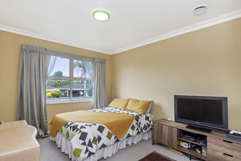 Photo of property in 11 Tarata Street, Matua, Tauranga, 3110