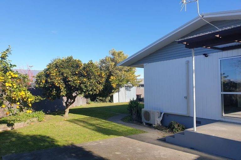 Photo of property in 2/608 Elm Road, Akina, Hastings, 4122