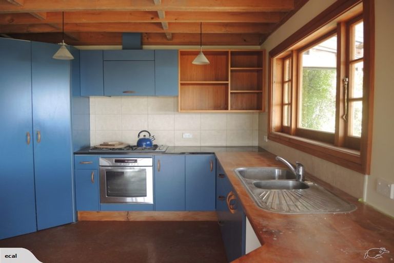 Photo of property in 229 Cannon Hill Crescent, Mount Pleasant, Christchurch, 8081