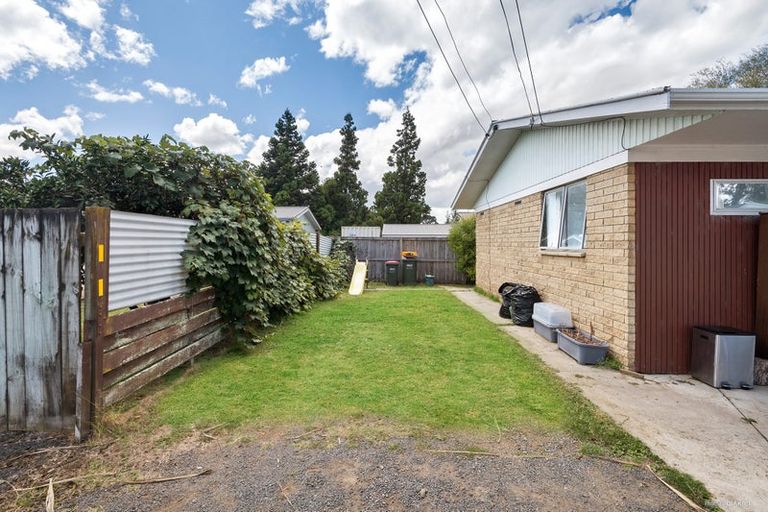 Photo of property in 15 Ellicott Road, Nawton, Hamilton, 3200