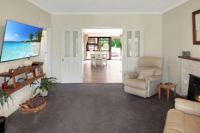 Photo of property in 22 Shortt Street, Foxton Beach, Foxton, 4815