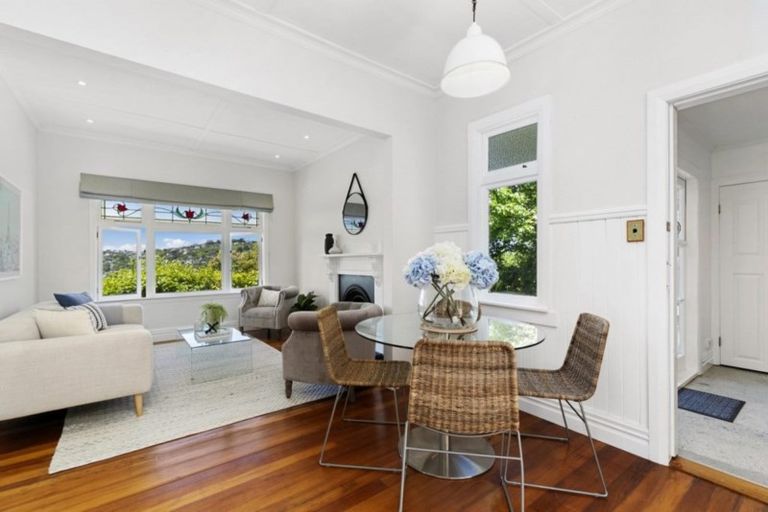 Photo of property in 43 Woodland Road, Johnsonville, Wellington, 6037