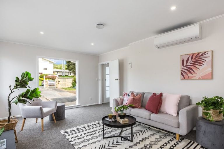 Photo of property in 79 Driver Crescent, Cannons Creek, Porirua, 5024