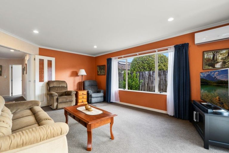 Photo of property in 70 Tuihana Drive, Papamoa Beach, Papamoa, 3118