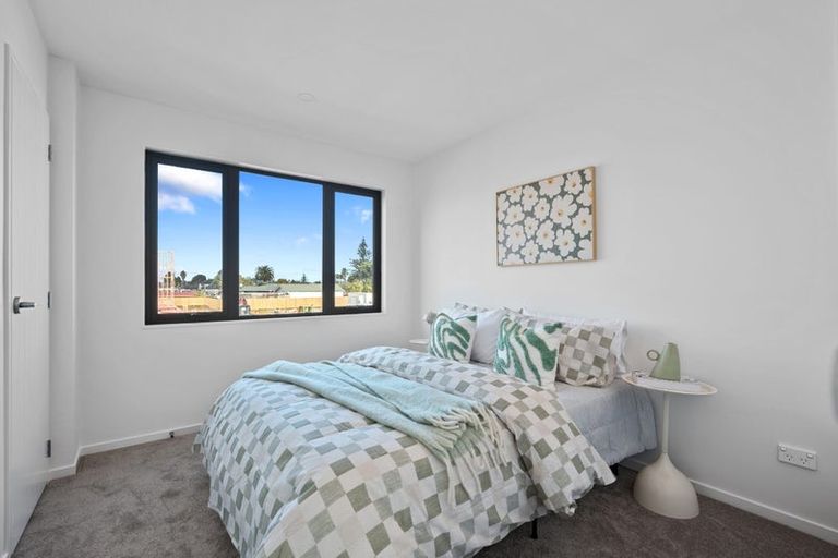 Photo of property in 17 Von Sturmer Street, Mangere East, Auckland, 2024