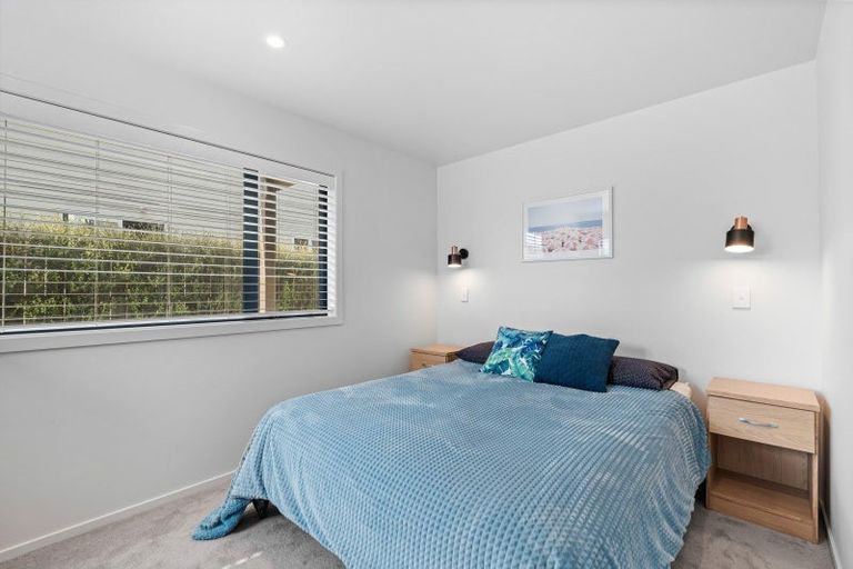 Photo of property in 235 One Tree Point Road, One Tree Point, 0118