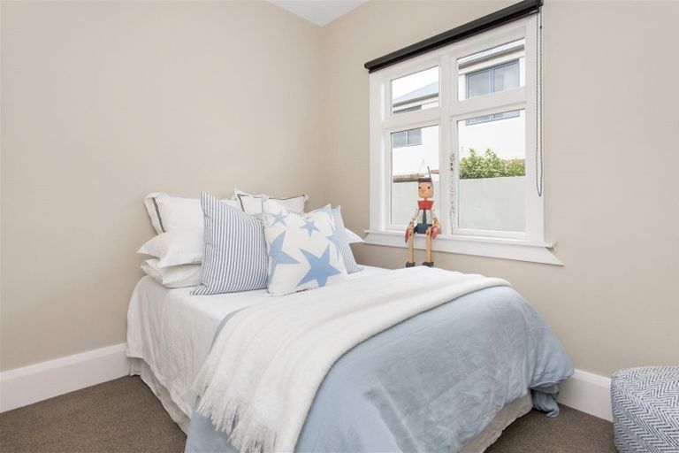 Photo of property in 59 Kotare Street, Fendalton, Christchurch, 8041