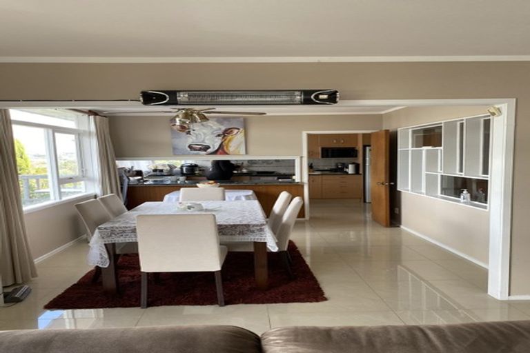 Photo of property in 20 Grenada Avenue, Forrest Hill, Auckland, 0620