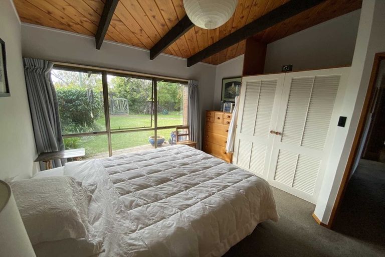 Photo of property in 15 Clare Street, Cambridge, 3434