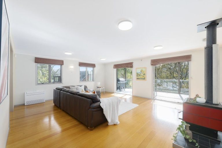 Photo of property in 23 Glencoe Road, Browns Bay, Auckland, 0630